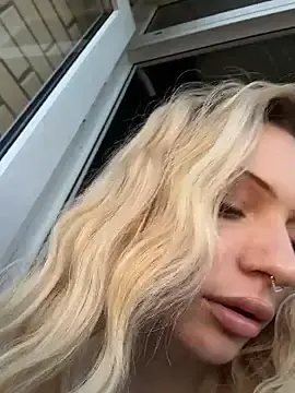 Stripchat Live Sex of DayaFoxy
