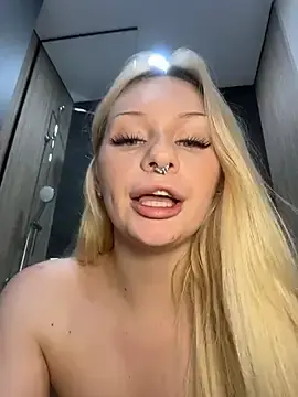 Stripchat Live Porn of DayaFoxy