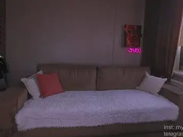 Stripchat Adult Webcam of My_Emmy