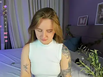 Stripchat Live Sex Cam of Rina_Panic