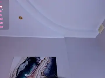 Stripchat Sex Cam of miiss__lulu