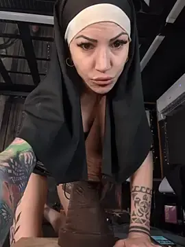 Stripchat Watch Live Sex Cams of DarkDea
