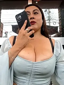 Stripchat Live Sex Cam of Oryk___