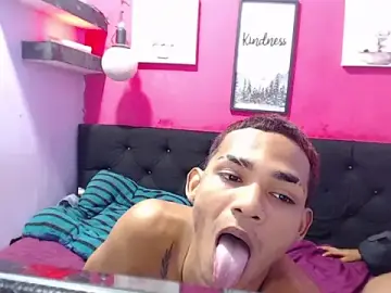 Stripchat Adult Video Chat of black_twinks