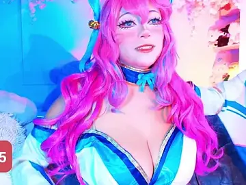 Stripchat Free Live Porn of seraphine23