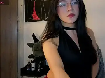 Stripchat Sex Cam of jeimy_garcia