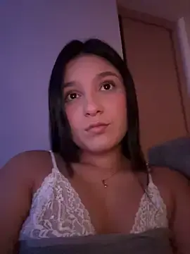 Stripchat Watch Live Sex Cams of Camila_sanchez25