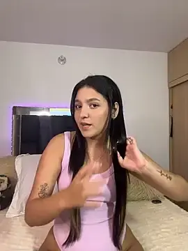 Stripchat Live Sex of Camila_sanchez25