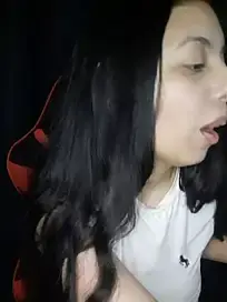 Stripchat Nude Webcam of DianiQueenn