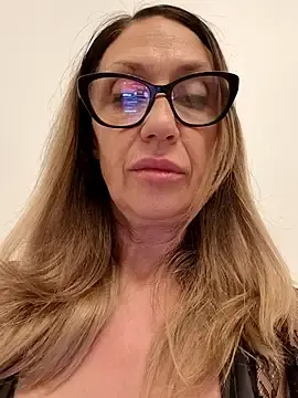 Stripchat Sex Chat of JasmineNoir2