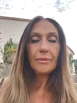 Stripchat Free Live Porn of JasmineNoir2