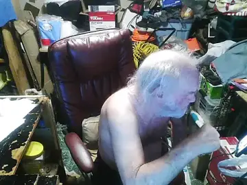 Stripchat Free Live Porn of russtee