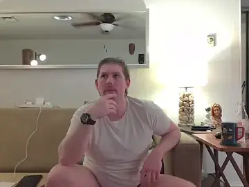 Stripchat Adult Webcams of 9VOLTT