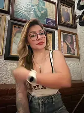 Stripchat Nude Webcam of DIANITA_1988