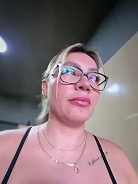 Stripchat Nude Webcam of DIANITA_1988
