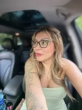 Stripchat Best live sex cam show of DIANITA_1988