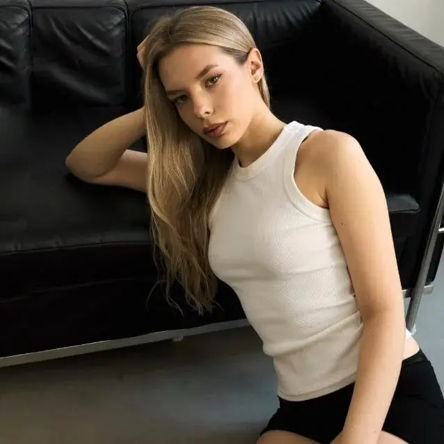PlayFlirtyFiona