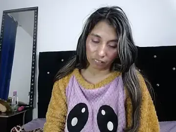 Stripchat Nude Webcam of sweet_skylove_