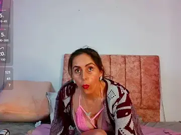 Stripchat Free Porn Cam of Ava_Raye
