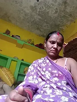 Stripchat Live Sex Cam of Priya_cutR