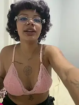 Stripchat Free Live Porn of badm4h