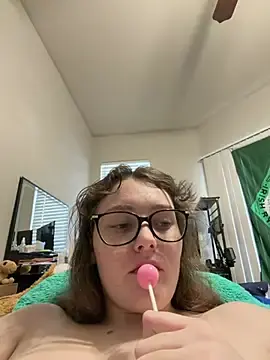 Stripchat Nude Webcam of julia4thewin