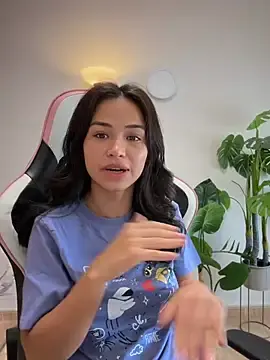 Stripchat Free Live Porn of Adriennesexxx