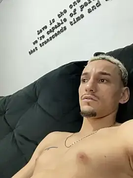 Stripchat Nude Webcam of Astro7raro