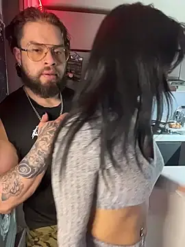 Stripchat Live Sex Cam of Damonylilith