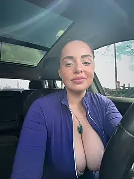 Stripchat Free Porn Cam of Alirawrz