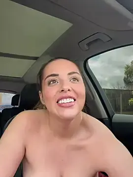 Stripchat Best Webcam of Alirawrz