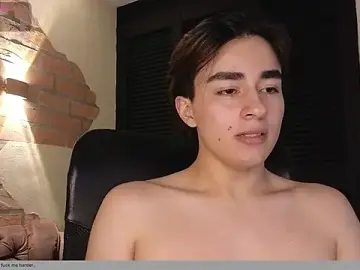 Stripchat Live Sex of Connorr_01