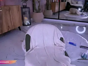 Stripchat Nude Webcam of Serene_Sophiex