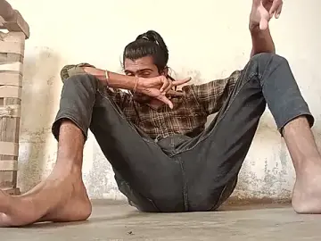 Stripchat Free Live Porn of Yash_Sharma18