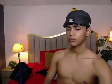 Stripchat Nude Webcam of jhos_padill