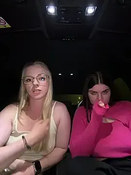Stripchat Live Sex Cam of EllyNora