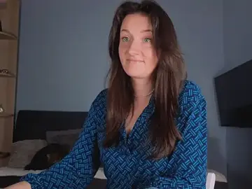 Stripchat Adult Webcam of Golden_Crystall