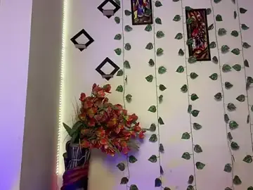 Stripchat Watch Live Sex Cams of Naira_fit