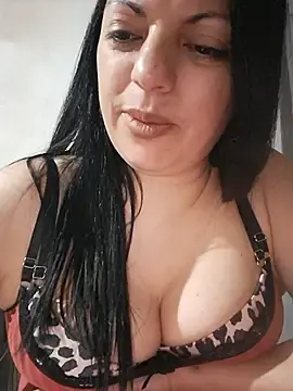 Stripchat Adult Webcams of Paulitta-