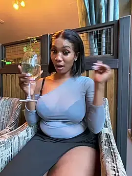 Stripchat Free Live Porn of ___Nessa