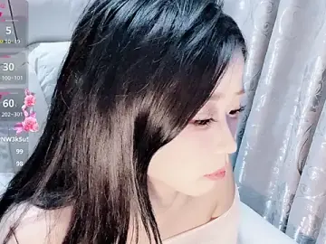 Stripchat Sex Cam of xinrui2008