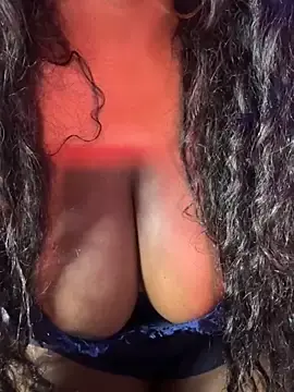 Stripchat Live Sex Cam of Blaackcat