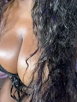 Stripchat Free Live Porn of Blaackcat