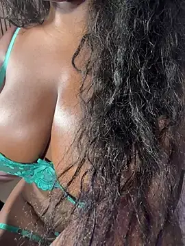 Stripchat Free Live Porn of Blaackcat