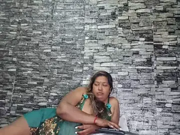 Stripchat Best live sex cam show of Mammabear_4u