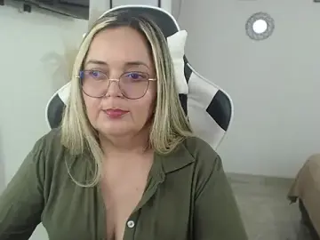 Stripchat Free Live Porn of samy_vsn