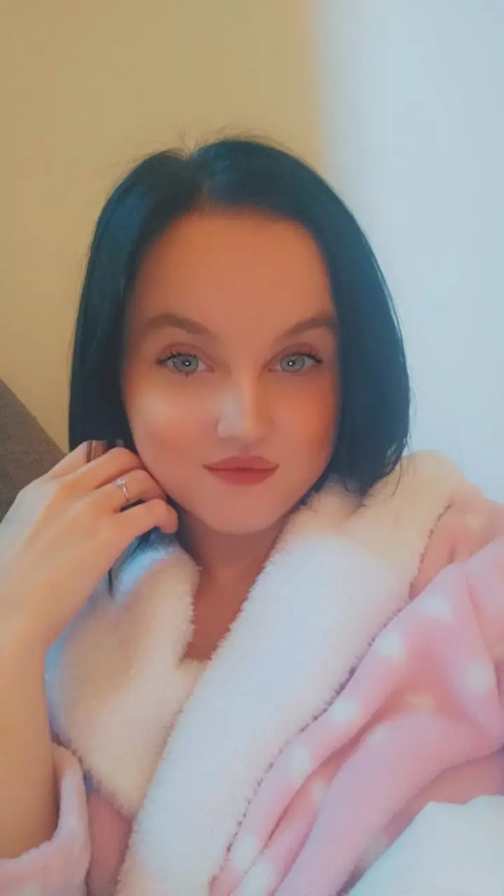 Leyla_Queen16