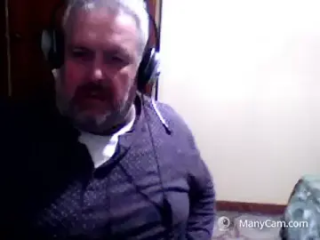 Stripchat Watch Live Sex Cams of swichcassanesi