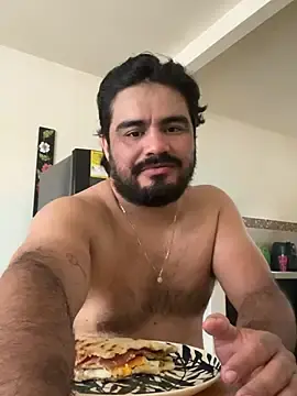 Stripchat Live Sex Cam of MichaelBear_21