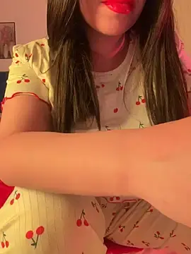 Stripchat Free Porn Cam of OnlyRima
